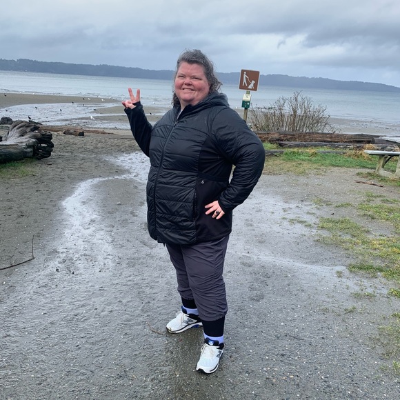 Meet your Posher, Sherry - Picture 3 of 11